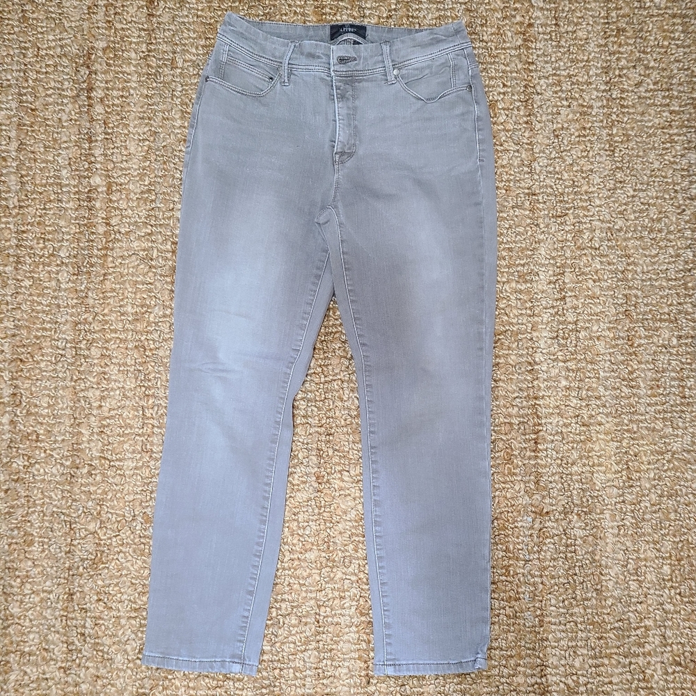 So Slimming Chico's 00 Crop Jeans